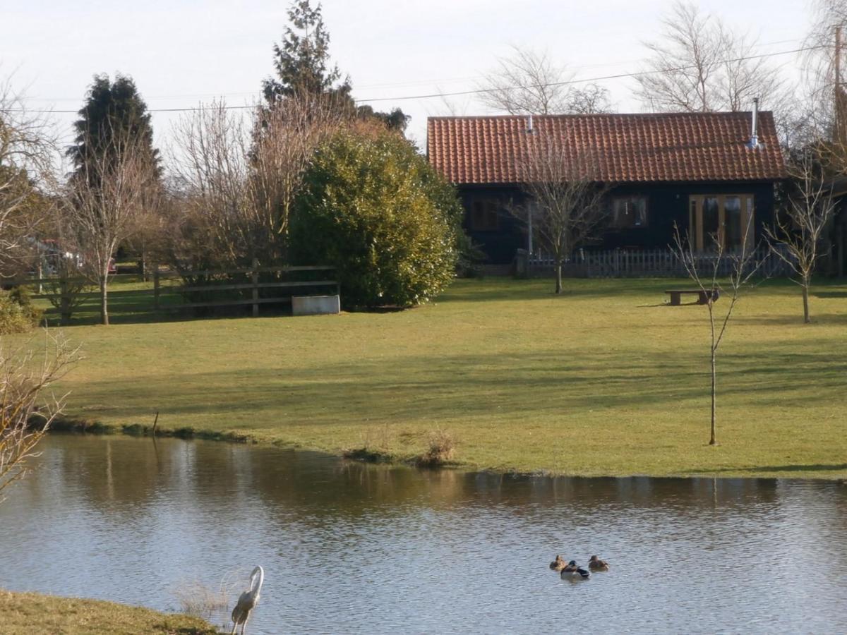View Lodge *